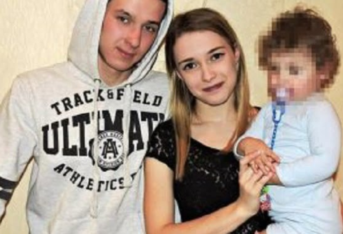 2-годишно уби по ужасяващ начин младата си майка на рождения ѝ ден