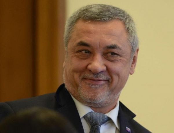 Валери Симеонов обърна плочата: Всички трябва да отворят на 4 февруари