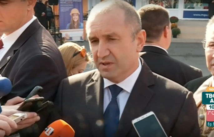 Радев предизвика Борисов да се кандидатира за президент