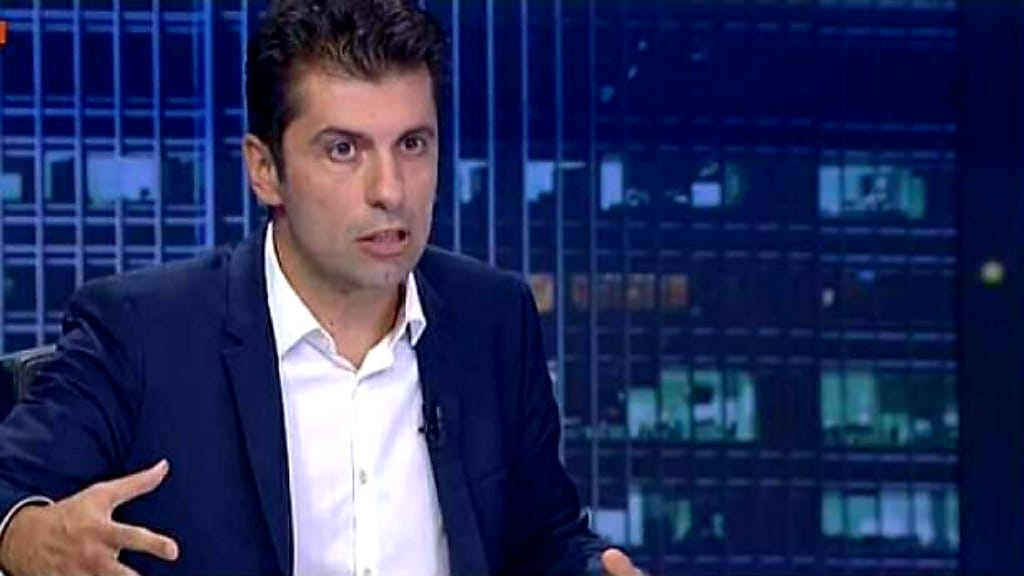 Кирил Петков подхвана мафията, която ни засипва с фалшиви чужди плодове и зеленчуци