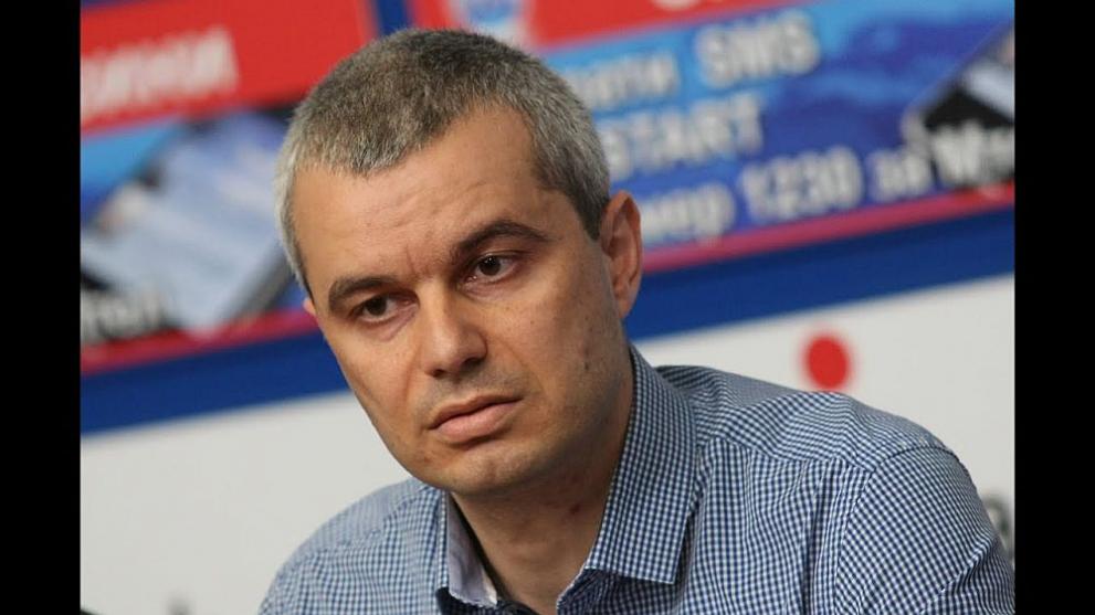 „Възраждане“ са против ваксините, но 1/3 от депутатите им са си поставили дози срещу Covid