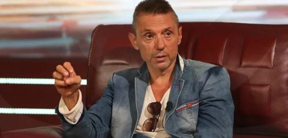 Жената на Крум Савов събра всички погледи на плажа / СНИМКИ