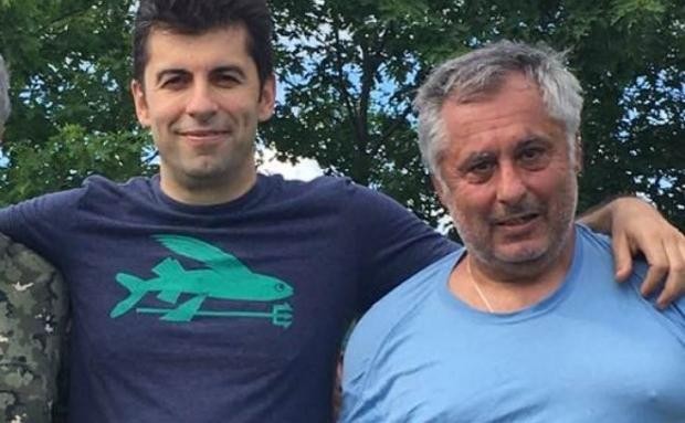 Бащата на Кирил Петков: Гордея се с него