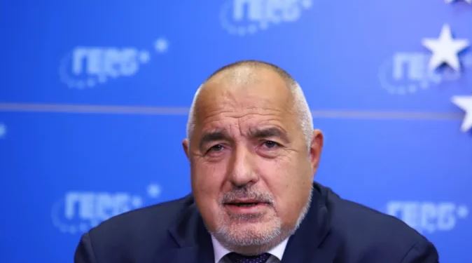 Бойко към Кирил Петков и ДБ: Ако исках, правя правителство и идвам да ви извличам от къщите!