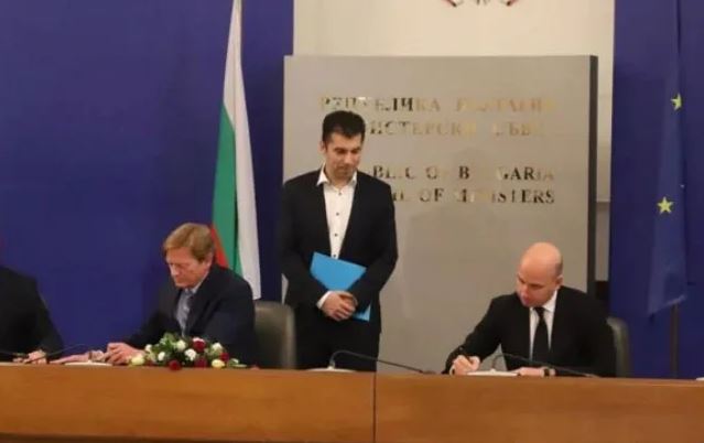 Примката около Кирил Петков се затяга! САЩ удари с „Манитски“ неговия авер в аферата „Джемкорп“