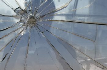 Нощна акция в Пловдив: Заловиха рецидивист, рушил коли в „Северен“